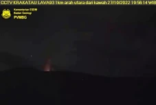 Gunung Anak Krakatau...
