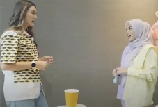 Luna Maya Iri Aurel...