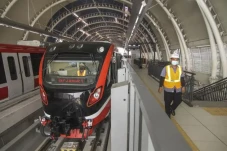 Proyek LRT Jakarta Fase...