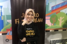 Usai Putuskan Berhijab,...