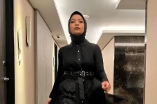Tantri Kotak Tengah...