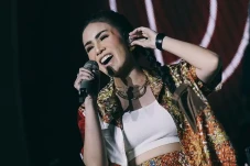 5 Artis Cantik yang...
