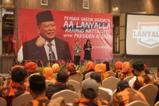 Pemuda Gresik Deklarasikan...