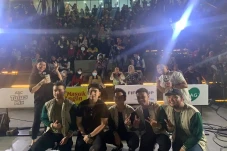 Jesenn Rayakan Ultah...
