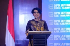 Gelombang PHK di Jabar...