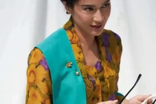 7 Jenis Kebaya Tradisional...