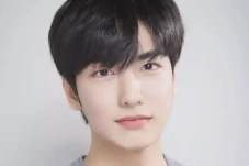 Profil Lee Ji Han, Kontestan...