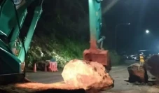 Ada Insiden Runtuhan...