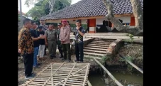 Pemburu Harta Karun...
