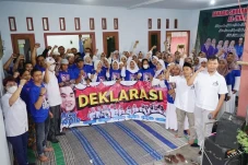 Perluas Dukungan untuk...
