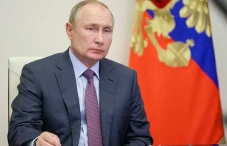 Tuduh Putin Punya 3...