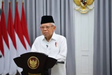 Wapres Ingatkan Santri...