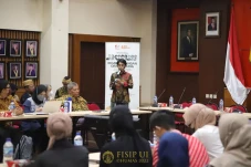 Anak Muda Diajak Peduli...