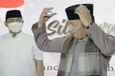 Diminta Izinkan Peci...