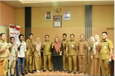 Dapat Predikat Informatif,...