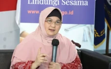 Soal Stok Vaksin di...