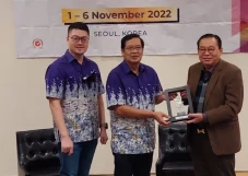 Industri Kreatif di...
