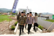 Hadiri Peresmian RSMBS,...