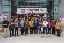Gubernur Bengkulu dan...