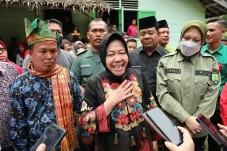 Kunjungi Suku Talang...