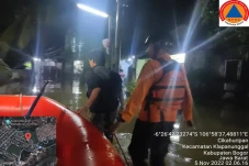Kali Cibarengkok Meluap,...