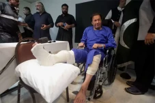 Imran Khan Tuding PM...