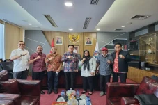 DPRD dan Sekda Pasangkayu...