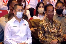Partai Perindo Targetkan...