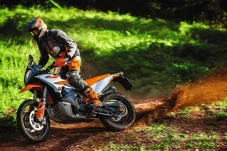 KTM Resmi Caplok Mayoritas...