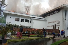 Wali Kota Bandung Mengaku...