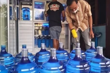 Usaha Depot Air Minum...