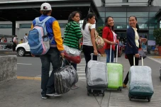 Filipina Cabut Larangan...