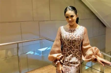 Krisdayanti Bagikan...