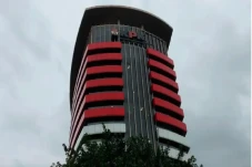 Duggaan Gratifikasi...