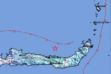 Guncangan Gempa Tektonik...