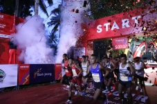 Ribuan Pelari Meriahkan...