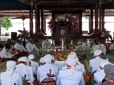 Haul Pakubuwono XII...