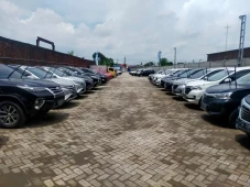 Balai Lelang Mobil AUKSI...