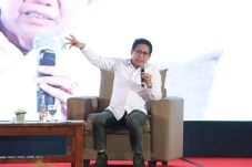 Kumpulkan Kades se-Jatim,...