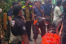Koja Gempar! Ibu Rumah...