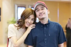 Istri Ruben Onsu Sedih...