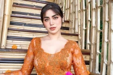 Raffi Ahmad Bantu Bayar...