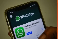 Cara Membuka WhatsApp...