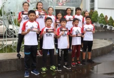 12 Pebulu Tangkis Cilik...