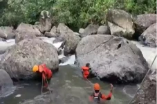 Belum Nyerah, Tim Gabungan...