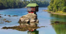 7 Tempat Tinggal Tak...