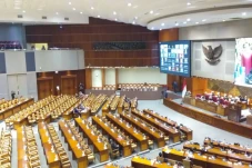 DPR Tindak Lanjuti Surpres...