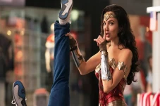 10 Film dan Serial Superhero...