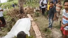 Bojonegoro Gempar! Makam...