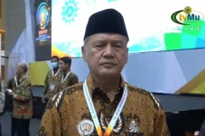Dadang Kahmad: Ketua...